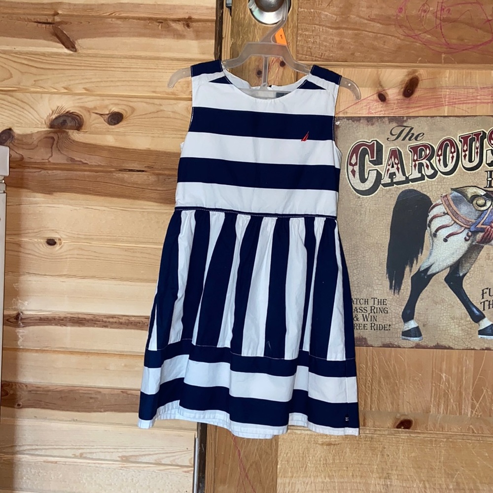 Girls toddler dress size 5